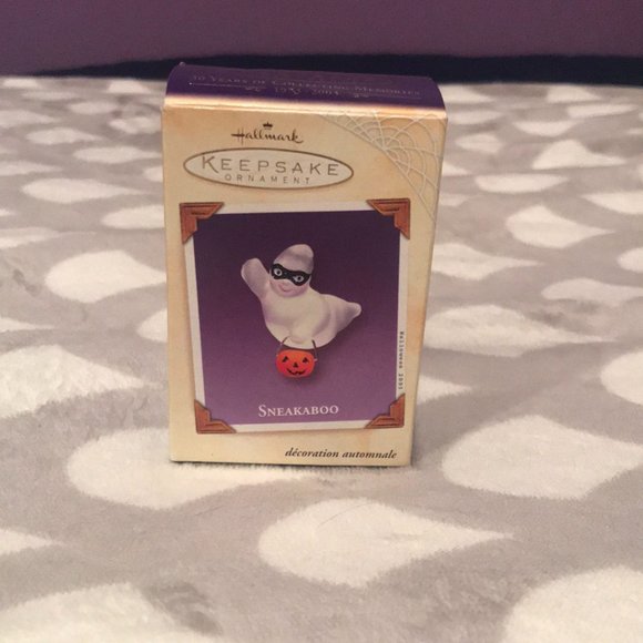 Hallmark “Sneakaboo” Ghost Ornament - Picture 1 of 2